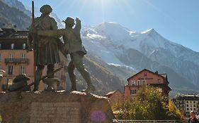 Vallee Blanche Hotel